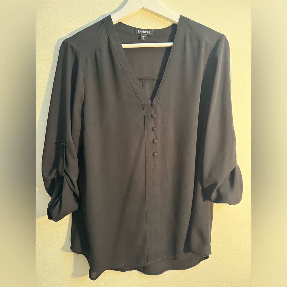 EXPRESS Black Button-Up Blouse – Size M – Sleek & Versatile